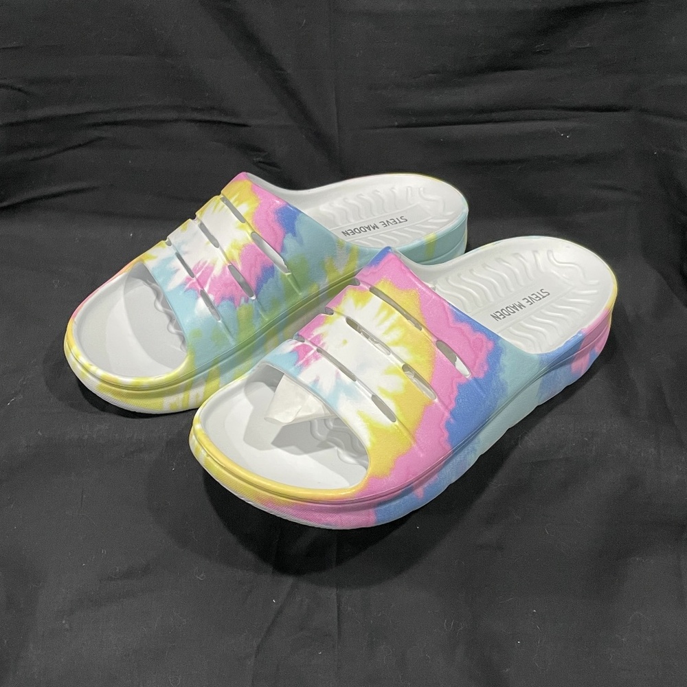 STEVE MADDEN SLIDE ON MULTICOLOR